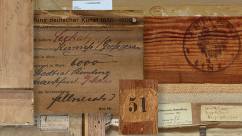 Bildrückseiten Labels mit Text auf Holz
